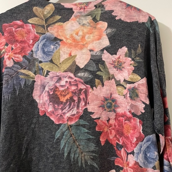 SOFT SURROUNDINGS Long Sleeve Tunic Size PXL Floral Print Knit Rayon Blend Shirt - Picture 9 of 9